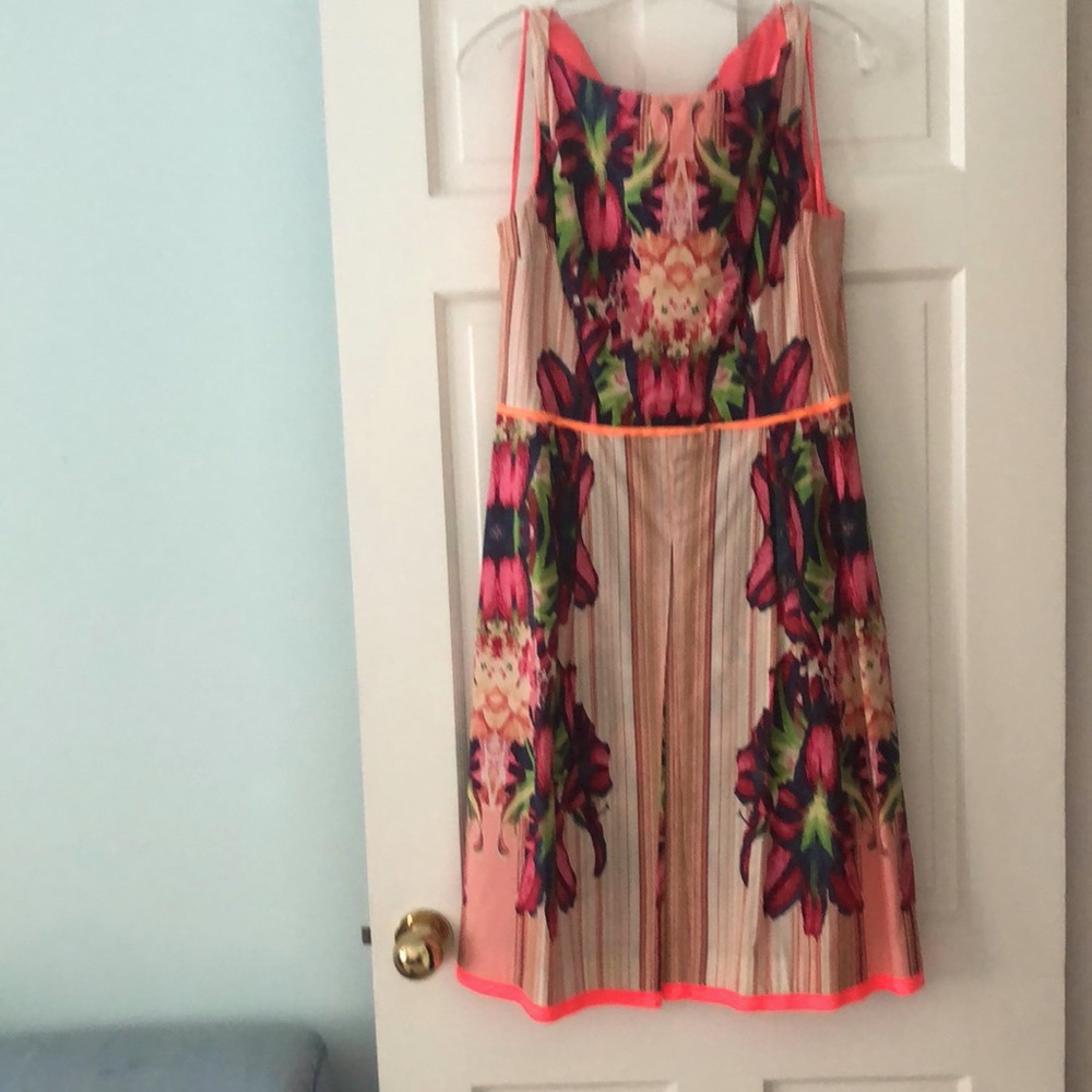Gorgeous dress by T Tahari size 14